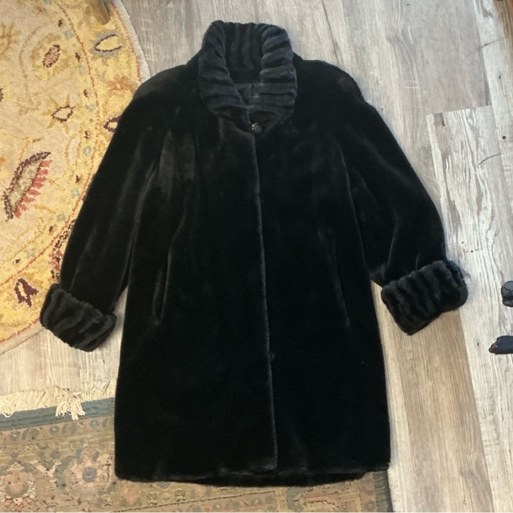 Vintage Black Old Money Faux Fur Coat Jacket Oversized Long Bell Sleeve Mob Wife - Picture 11 of 13